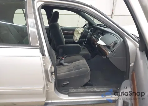 2003 Mercury Grand Marquis Gs из США, поврежденный, VIN 2MEFM74W43X707970